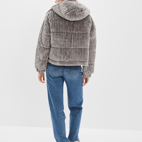 American Eagle grey puffy textured corduroy coat - Picture 10 of 12
